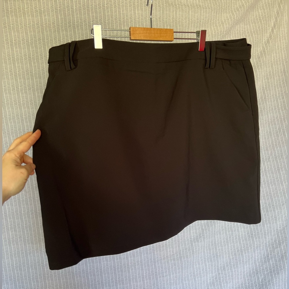 Cleo Petites 20 Black Skirt (fits smaller)
